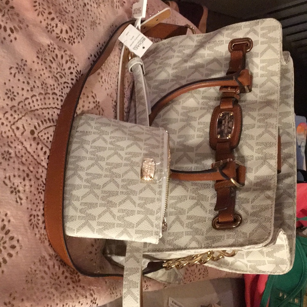 Michael Kors purse